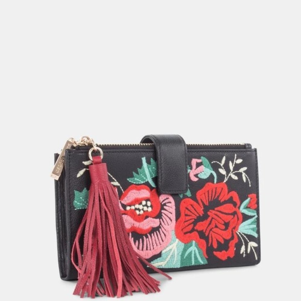 🌟 host pick 🌟Celine Dion Collection "Harmonic" Leather Wallet - Picture 5 of 9